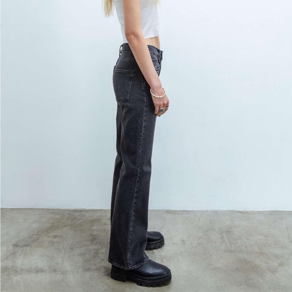 Urban Outfitters BDG 90s bootcut mid rise jeans in size 25
